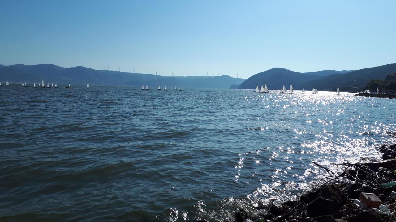 Dedin Raj Villa Golubac Eksteriør billede